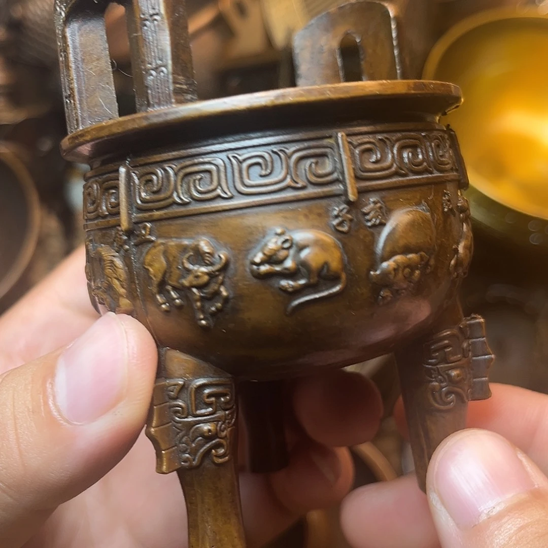 精美铜器工艺品等
