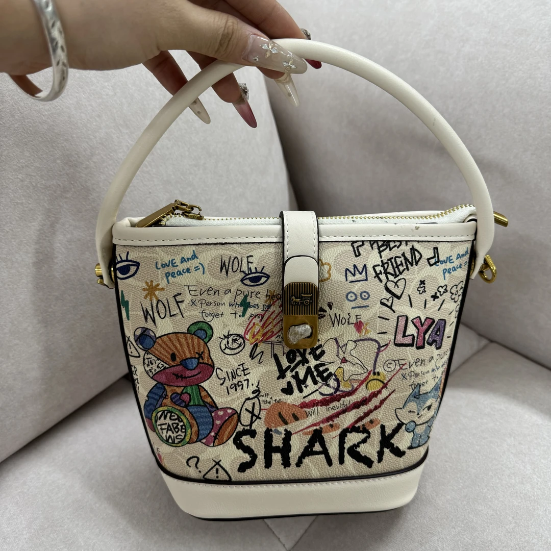 A176-20新款时尚百搭潮流单肩斜挎手提包