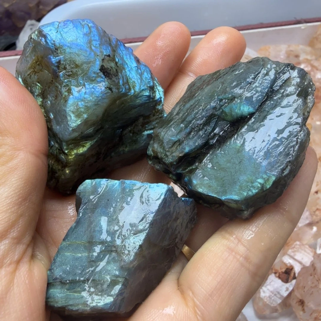 石材灰月光三个福利