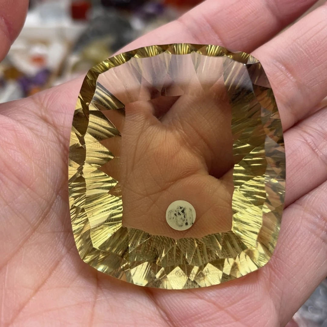 水晶颈饰未镶嵌定制