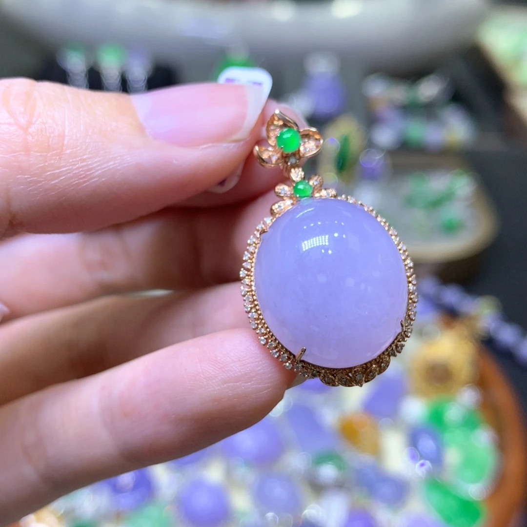 【闪购商品】翡翠颈饰18K金镶嵌翡翠吊坠项链