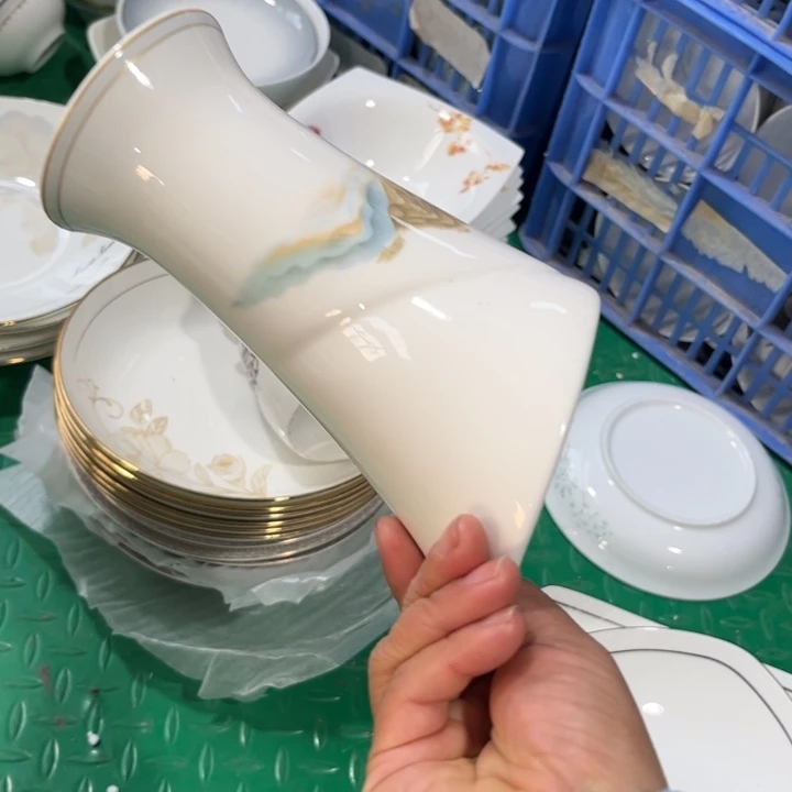 瓷片筷子桶一个微瑕