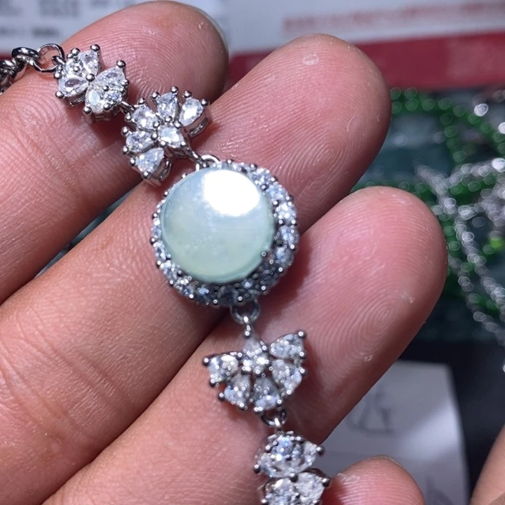 翡翠未镶嵌颈饰天然翡翠