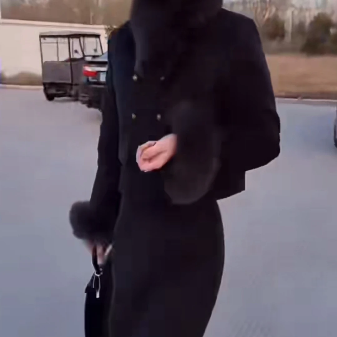 2025冬季时尚潮流百搭精品女装足UIXZIX