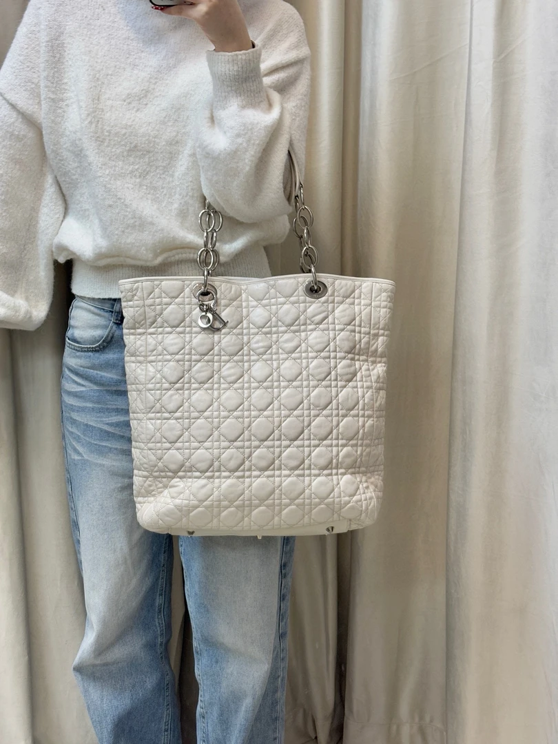 95新 DIOR/迪奥 dior 白色戴妃托特单肩包