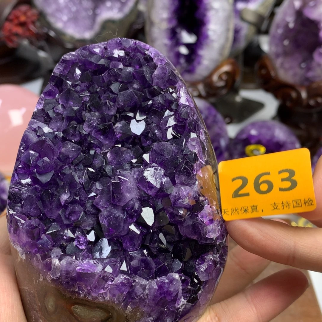 未镶嵌紫晶摆件紫晶