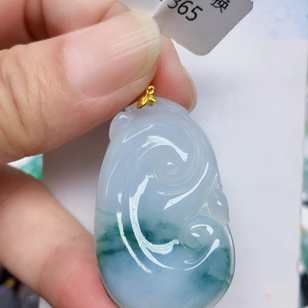 翡翠18K金镶嵌颈饰368943