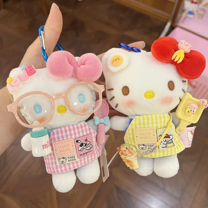 网红爆款正版HelloKitty红黄配色格子动物围裙毛绒kt钥匙扣包挂件
