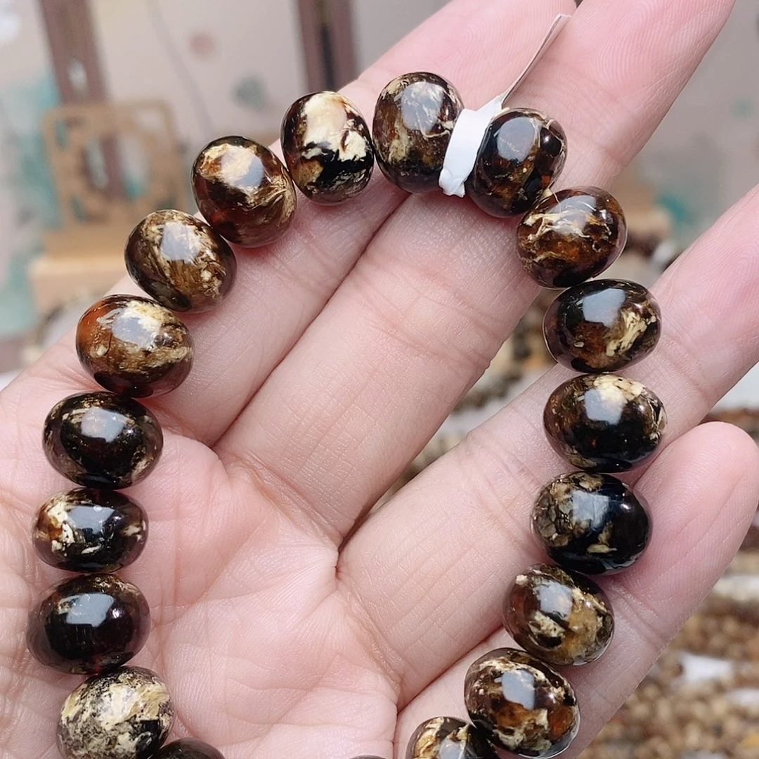 琥珀未镶嵌裸石12