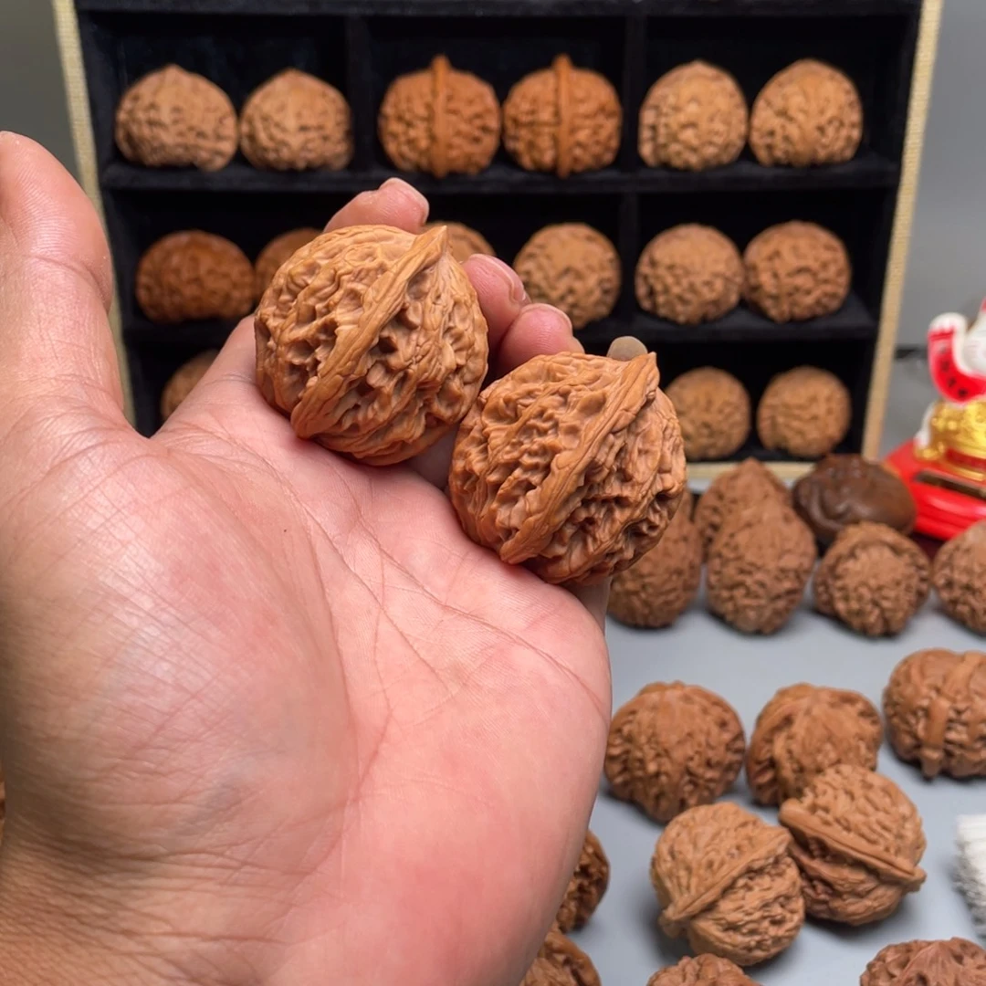 吊坠文玩核桃球型虎