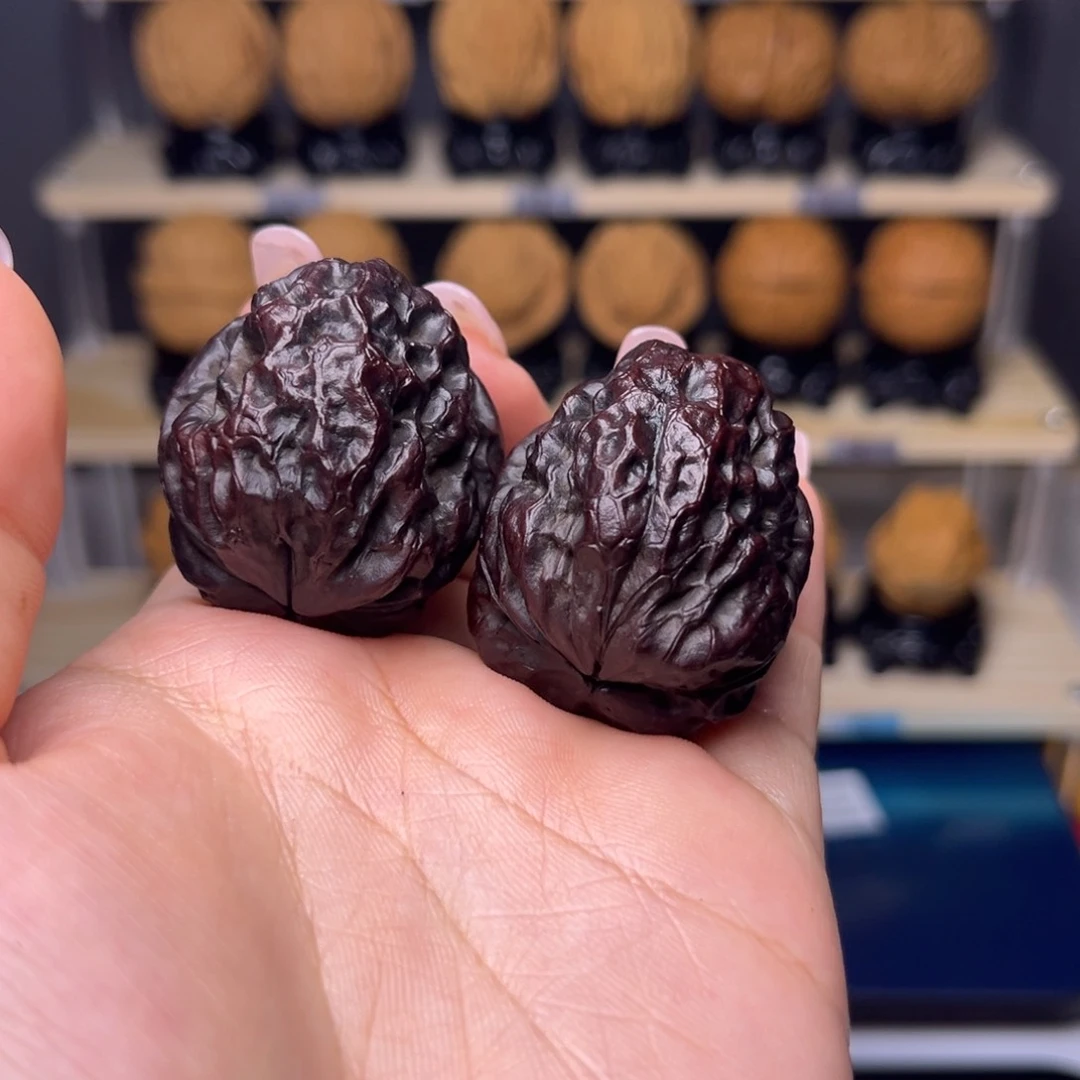 文玩核桃吊坠26……34大玉龙（地）