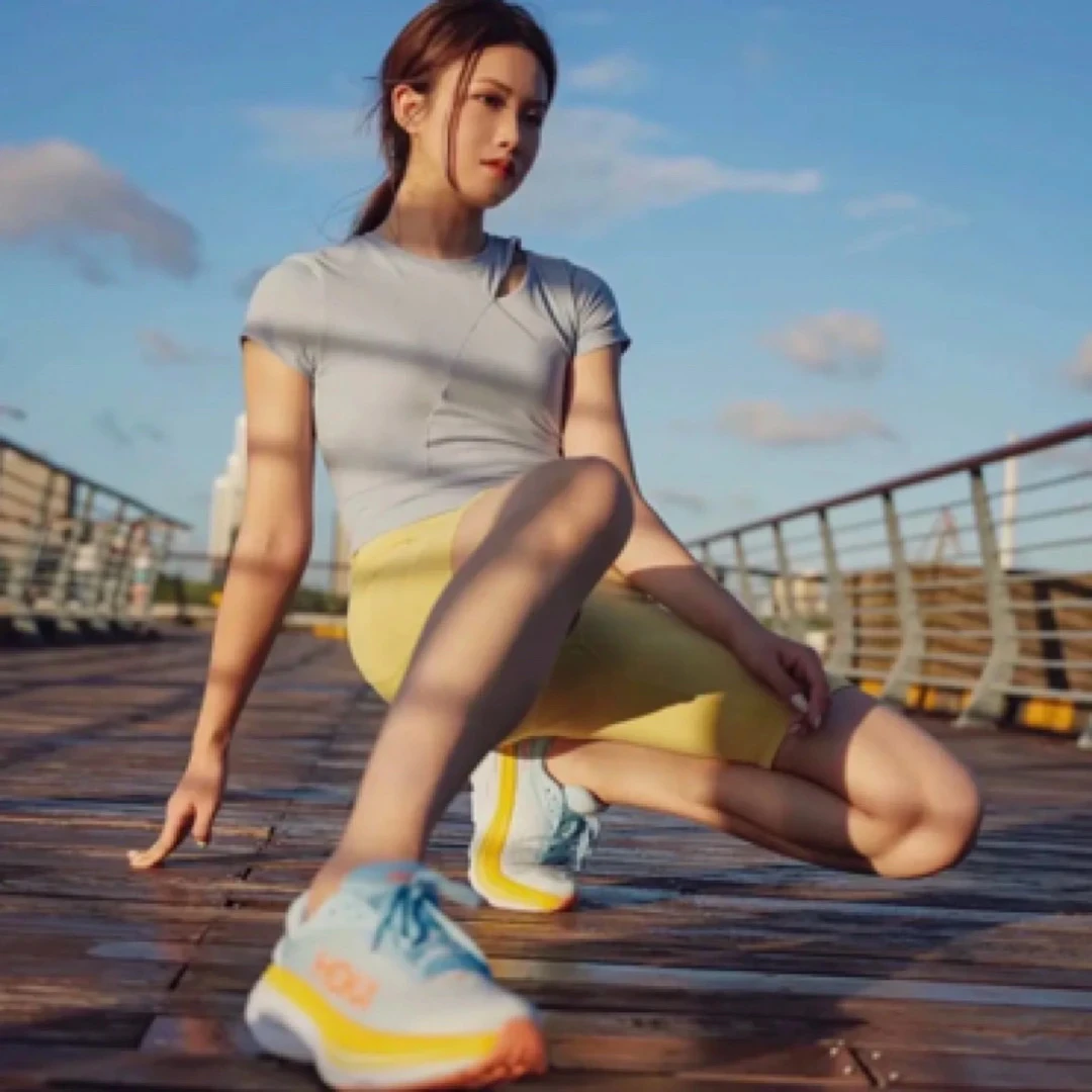 运动风透气训练减震运动跑步休闲鞋