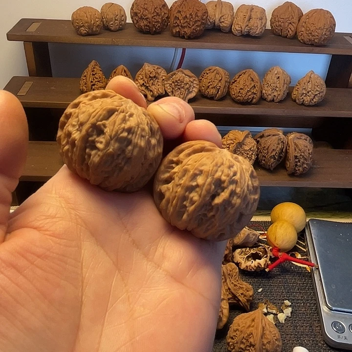 文玩核桃吊坠磨盘全品39