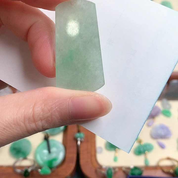 颈饰18K金镶嵌翡翠8632577788