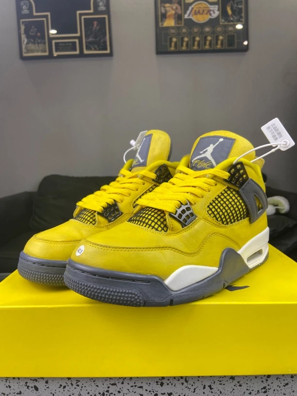 95新 AIR JORDAN aj4电母42.5码原盒97新