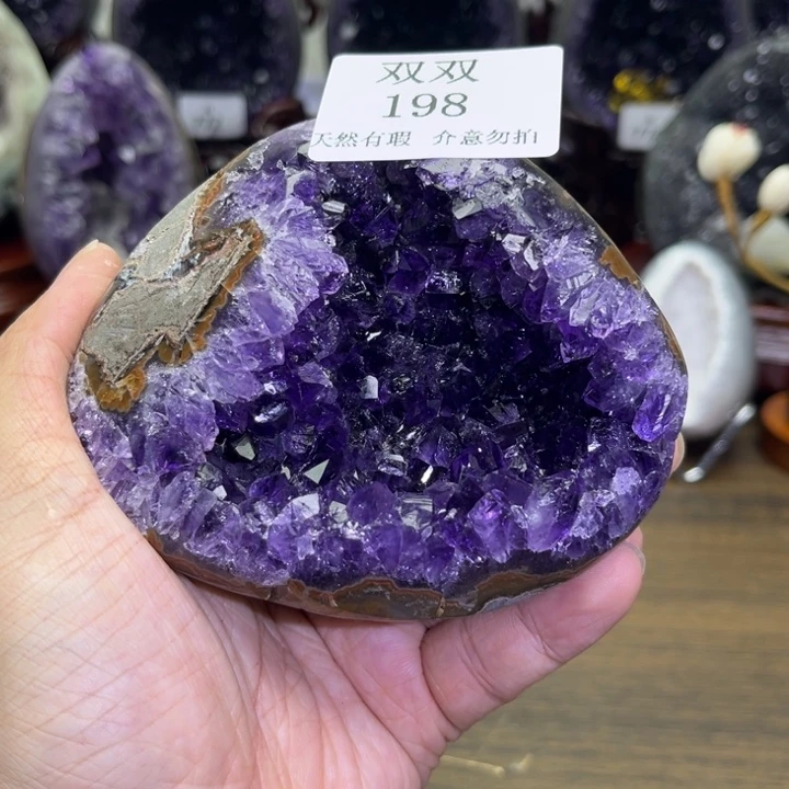 水晶大型摆件（非配饰）未镶嵌