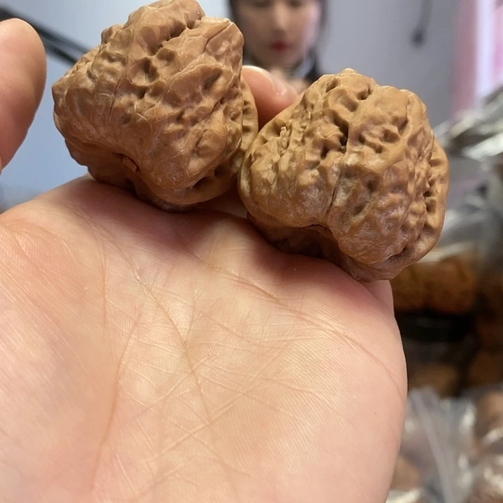 把件文玩核桃38蛤蟆头肚差尺