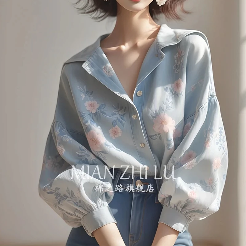 2025夏季新款女装别致绝美法式泡泡袖上衣漂亮气质浅蓝色碎花衬衫