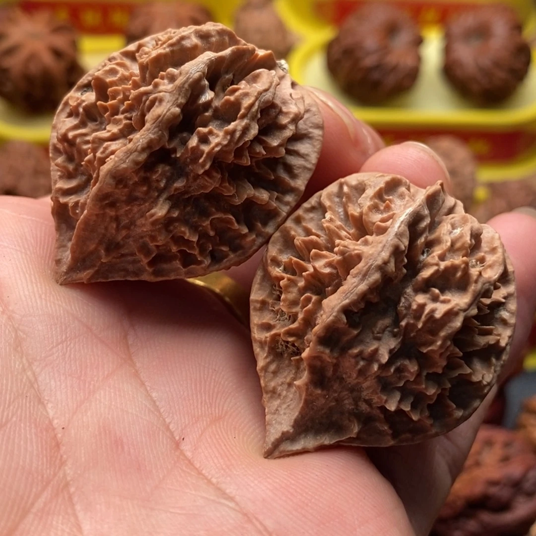 吊坠文玩核桃四棱龙骨