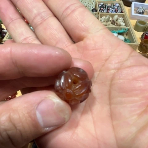 玛瑙/玉髓颈饰未镶嵌
