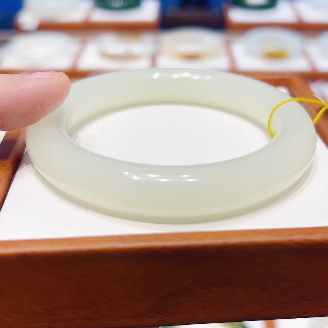 和田玉未镶嵌手镯冰蜂蜜水5859