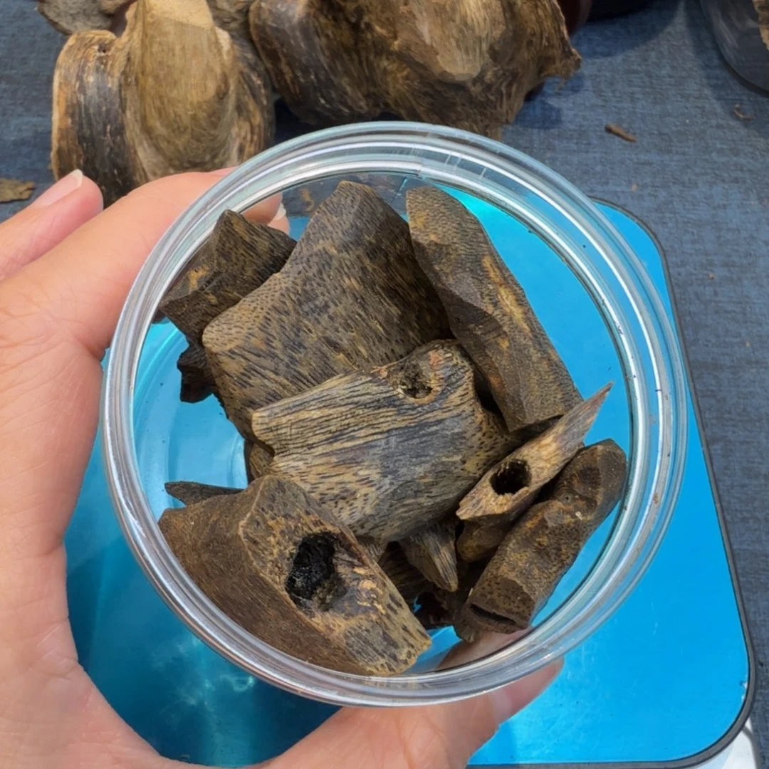 沉香沉香碎屑绿棋楠金沙叶块料51克