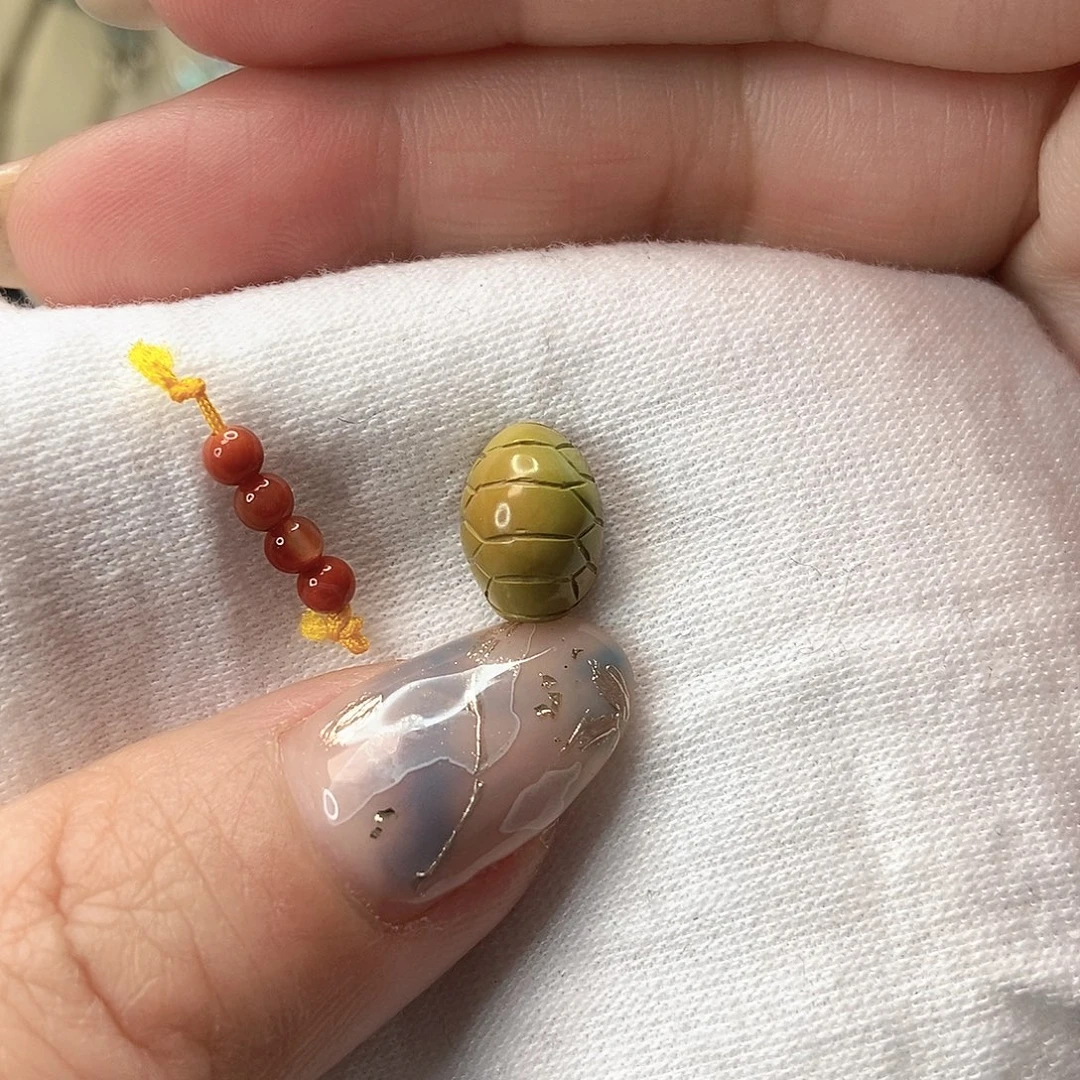 南红玛瑙未镶嵌珠宝奇石