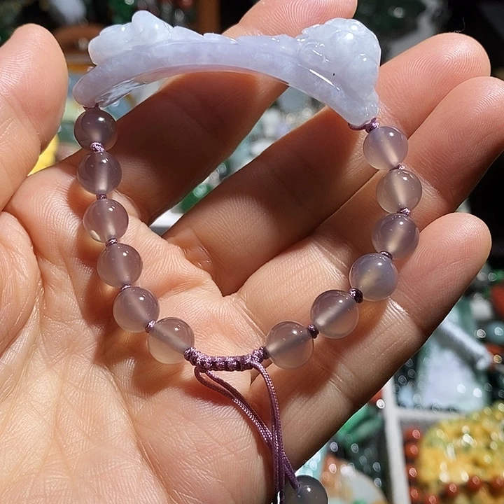 翡翠未镶嵌吊坠(赠链)