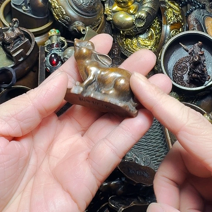 铜器摆件收收藏藏