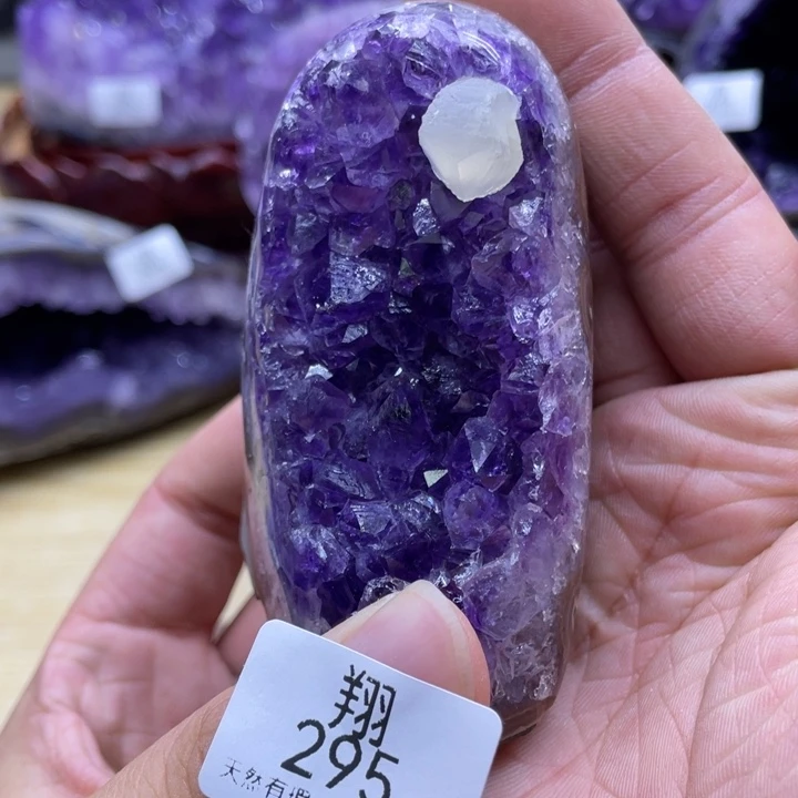 未镶嵌水晶大型摆件(非配饰)