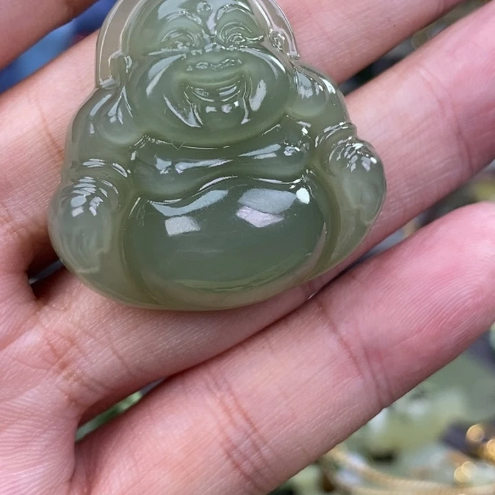 和田玉未镶嵌车挂