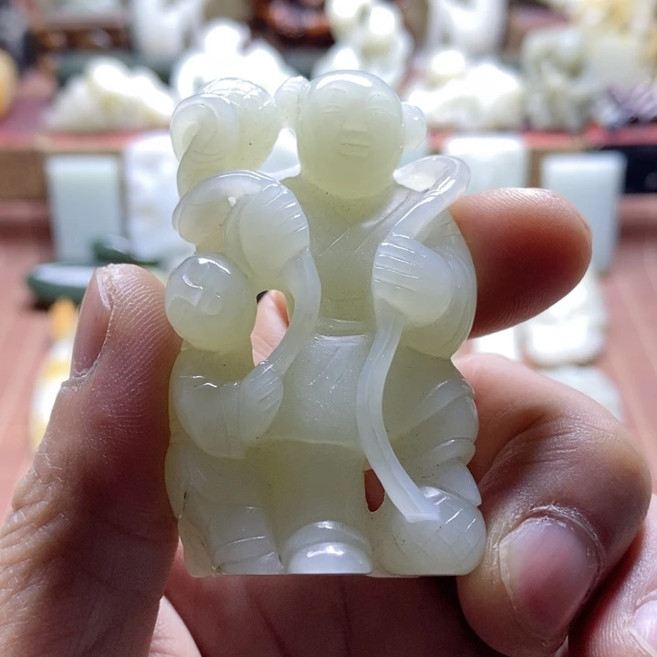 和田玉颈饰未镶嵌