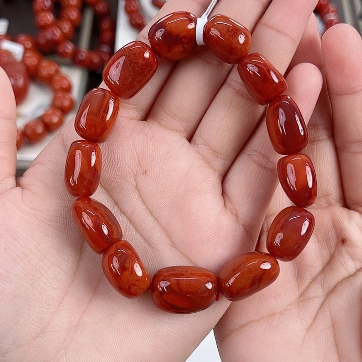 温***两南红玛瑙未镶嵌瓦西收藏级牛血红随形单圈12-13mm