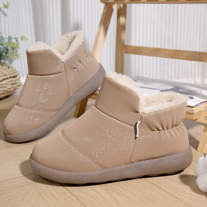 皮面防水保暖雪地靴棉靴加绒防滑套穿平底妈妈鞋新款加绒棉靴