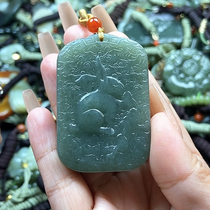 和田玉颈饰未镶嵌双面