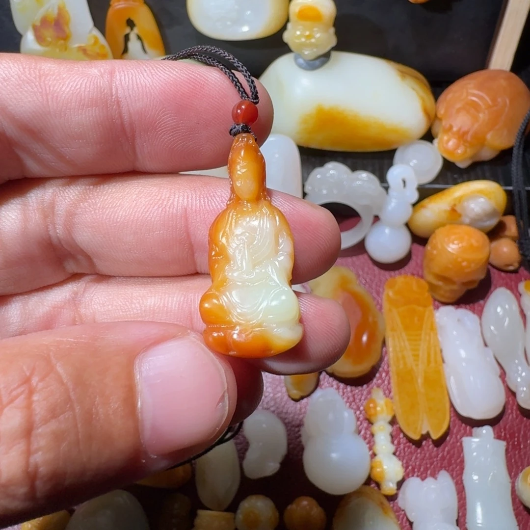 鸿***头和田玉未镶嵌挂件