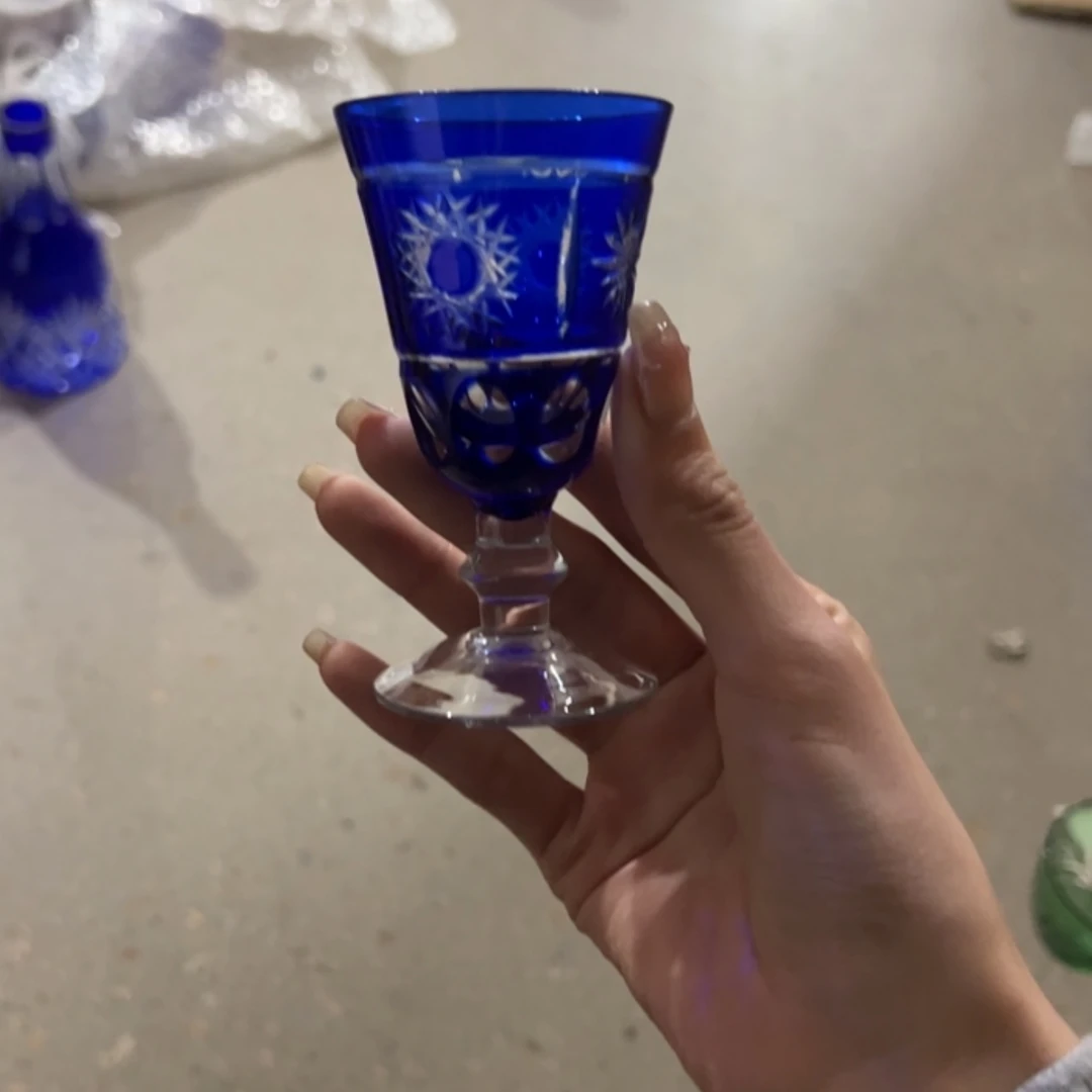 【闪购商品】雨**香如图微瑕一个，如图微瑕一个