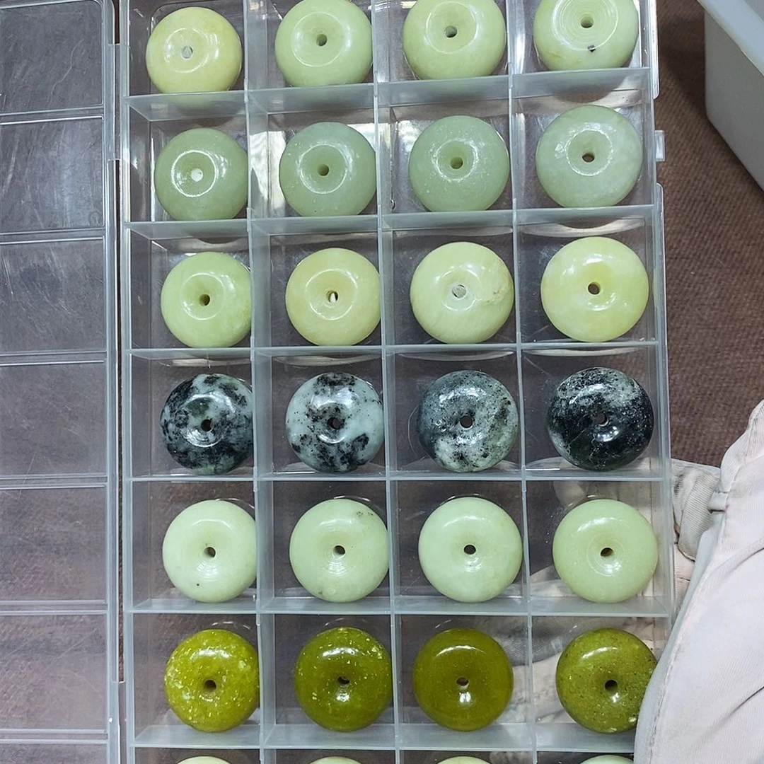 合金蛇纹石玉颈饰294