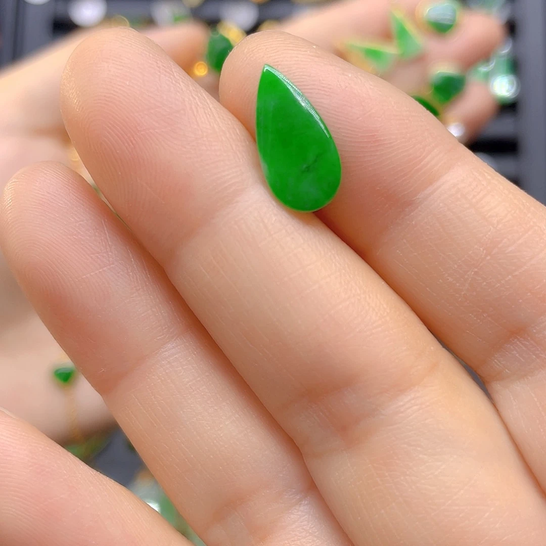 翡翠未镶嵌耳饰天然翡翠