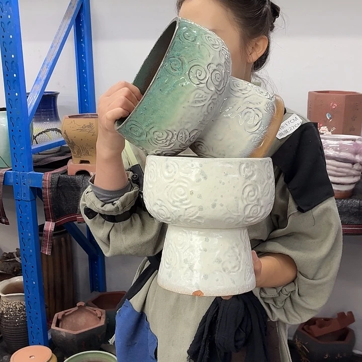 18+19 -粗陶花盆有孔