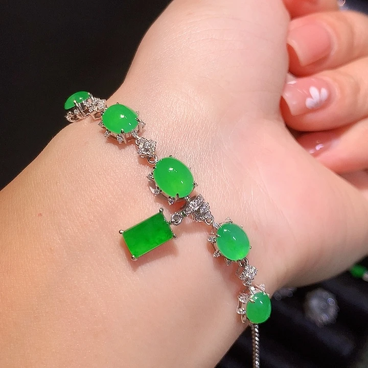 翡翠18K金镶嵌手链