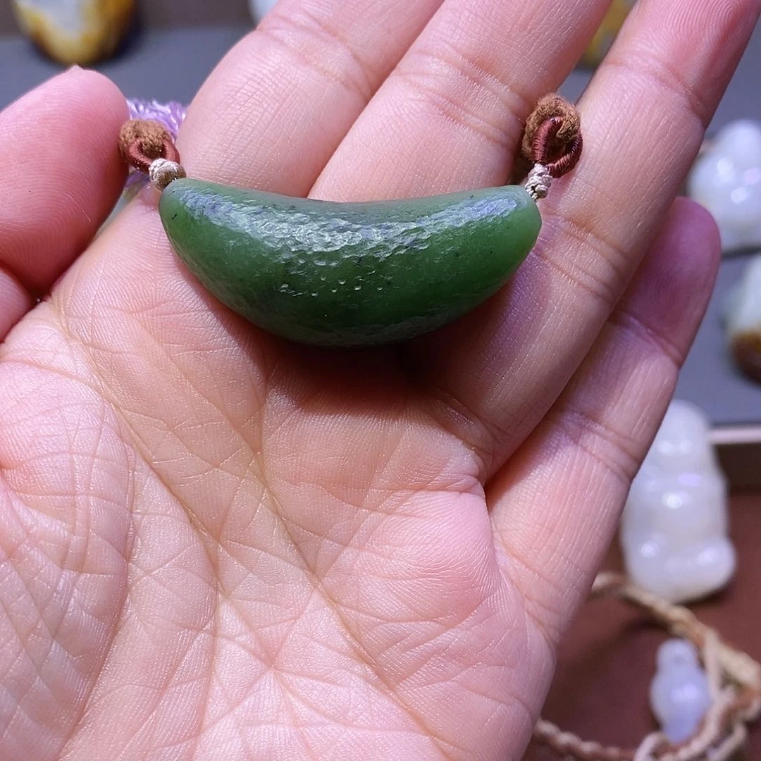 和田玉颈饰未镶嵌张*