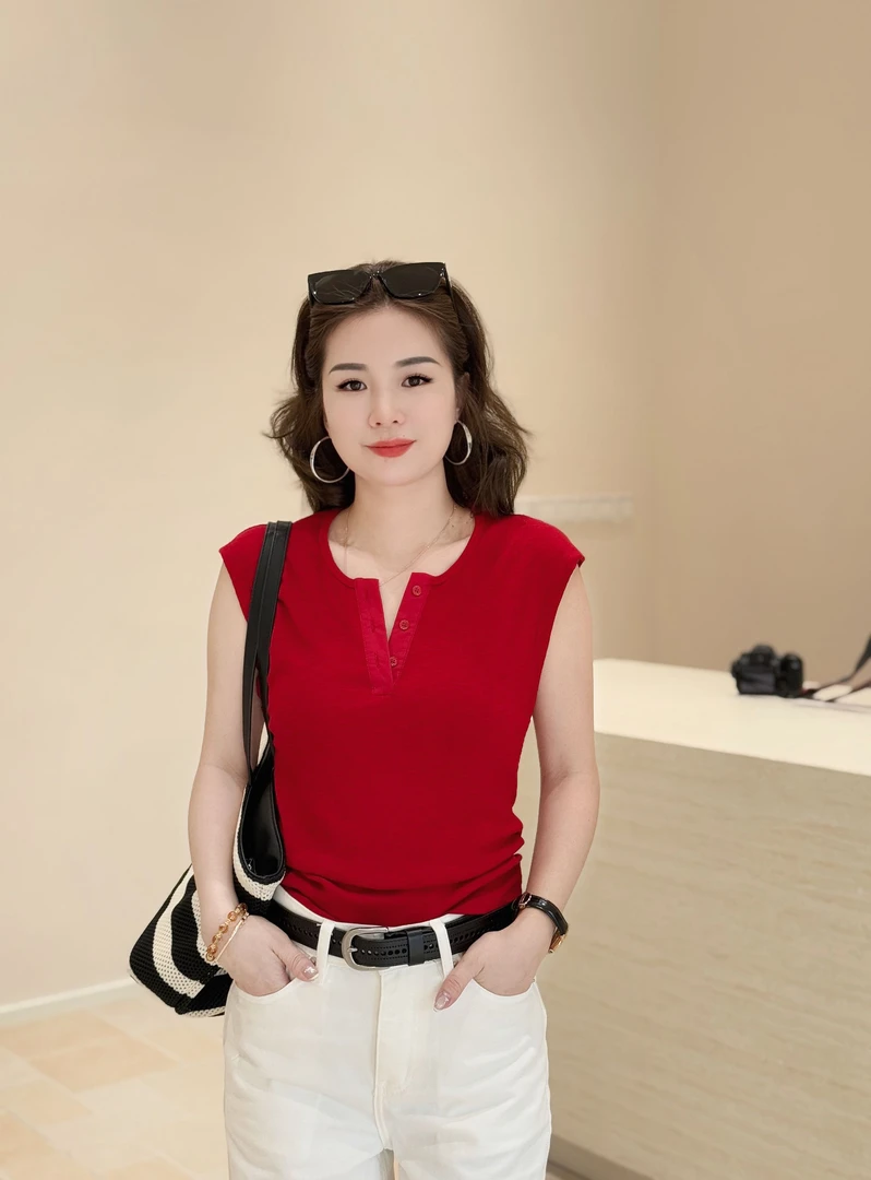 #201519两扣三色上衣