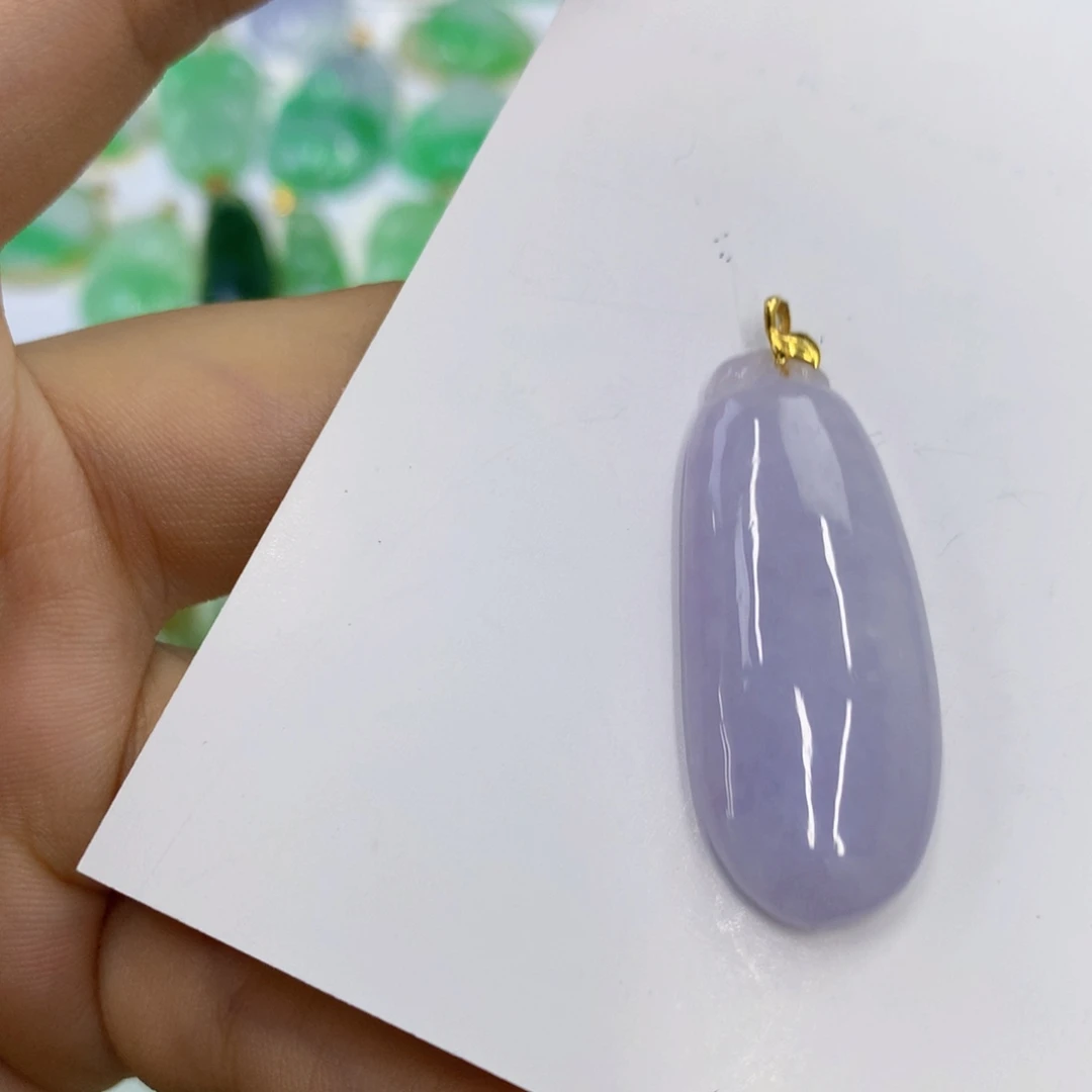 翡翠18K金镶嵌颈饰翡翠