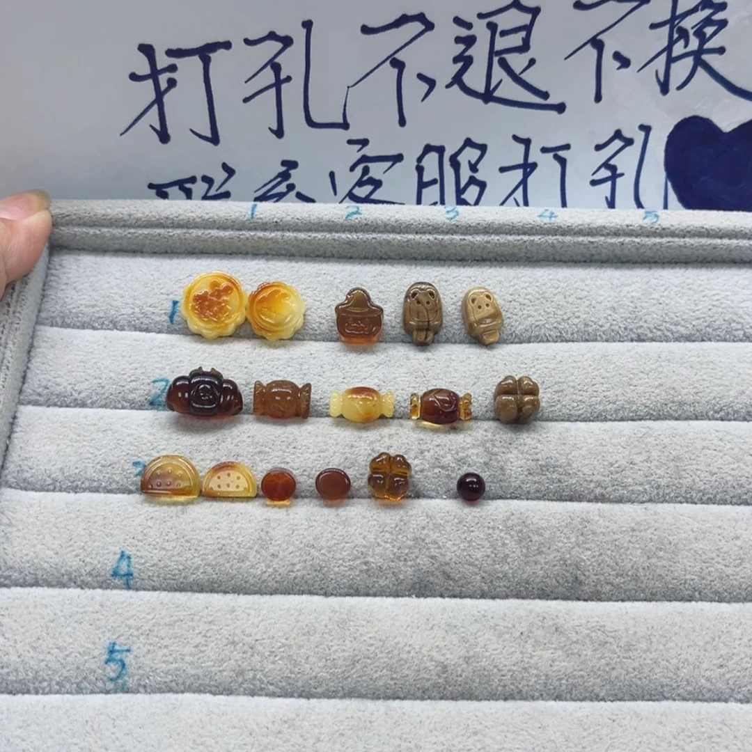 【闪购商品】琥珀裸石未镶嵌?**宝天然琥珀