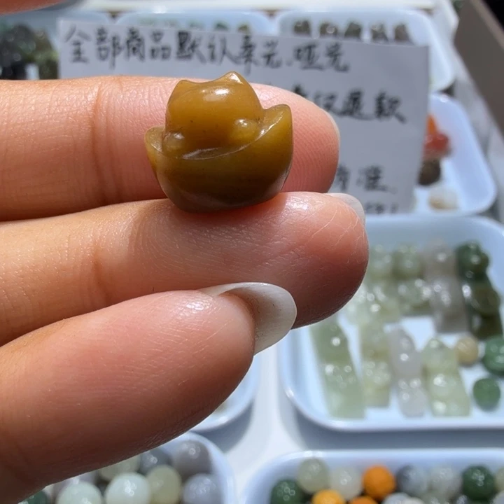 未镶嵌和田玉珠宝半成品