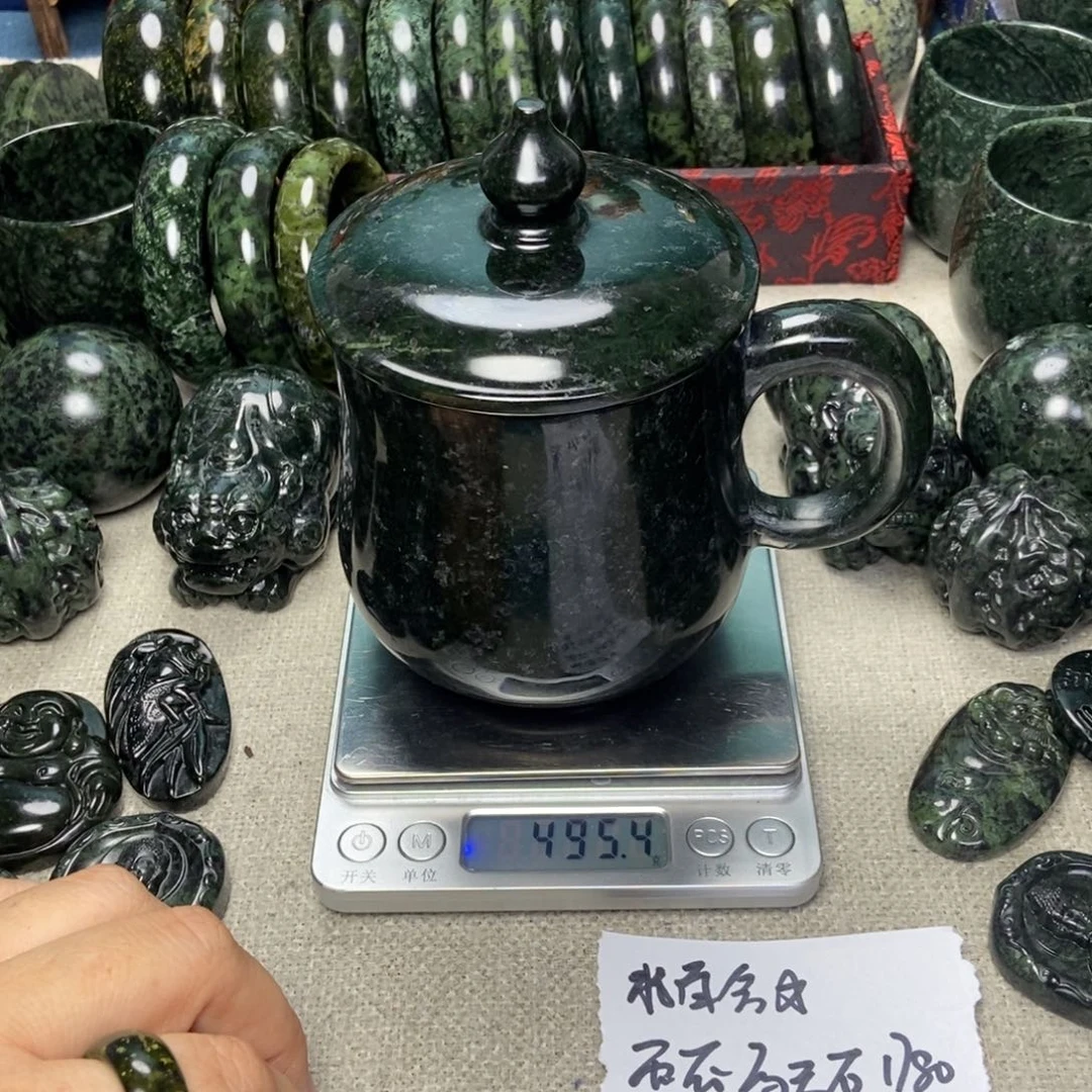 蛇纹石玉未镶嵌大肚杯水*合