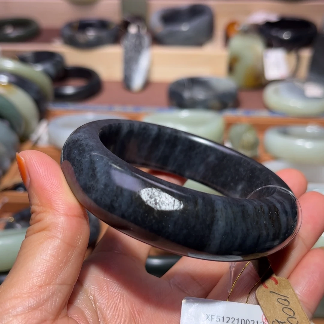 和田玉（子料）未镶嵌手镯