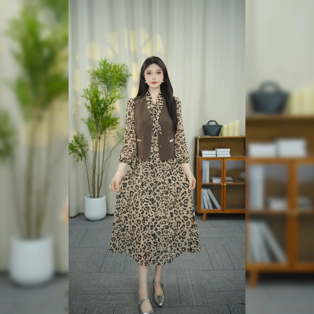 【月影女装】WT155早秋新款减龄时尚豹纹连衣裙显瘦马甲两件套裙子