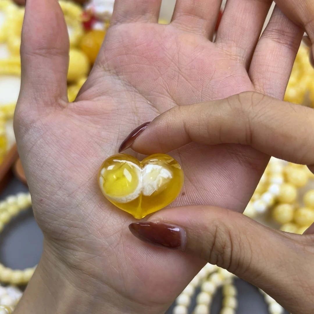 琥珀未镶嵌手链屁桃已打孔